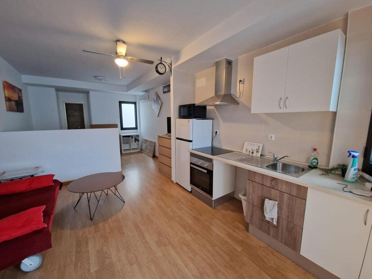 Castilla del Patrocinio, Coqueto apartamento de 1Dormitorio Sevilla Exterior foto