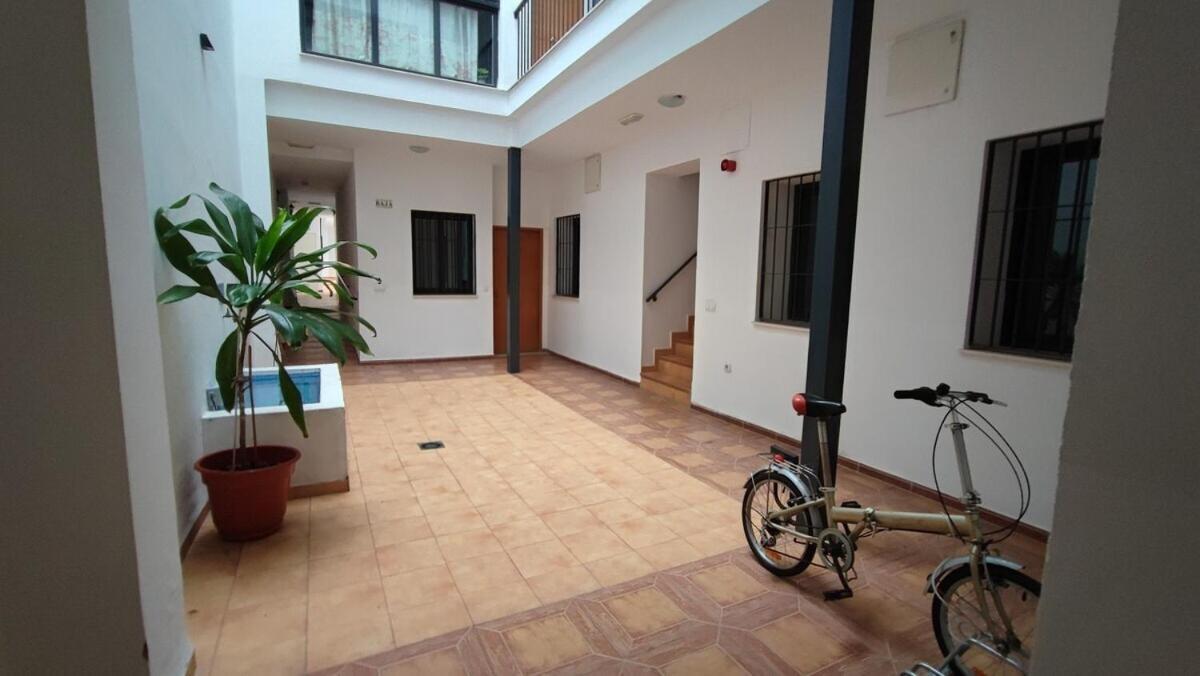 Castilla del Patrocinio, Coqueto apartamento de 1Dormitorio Sevilla Exterior foto